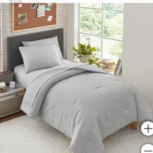 Daniela 5-piece Twin XL Microfiber Textured Comforter & Sheet Set new